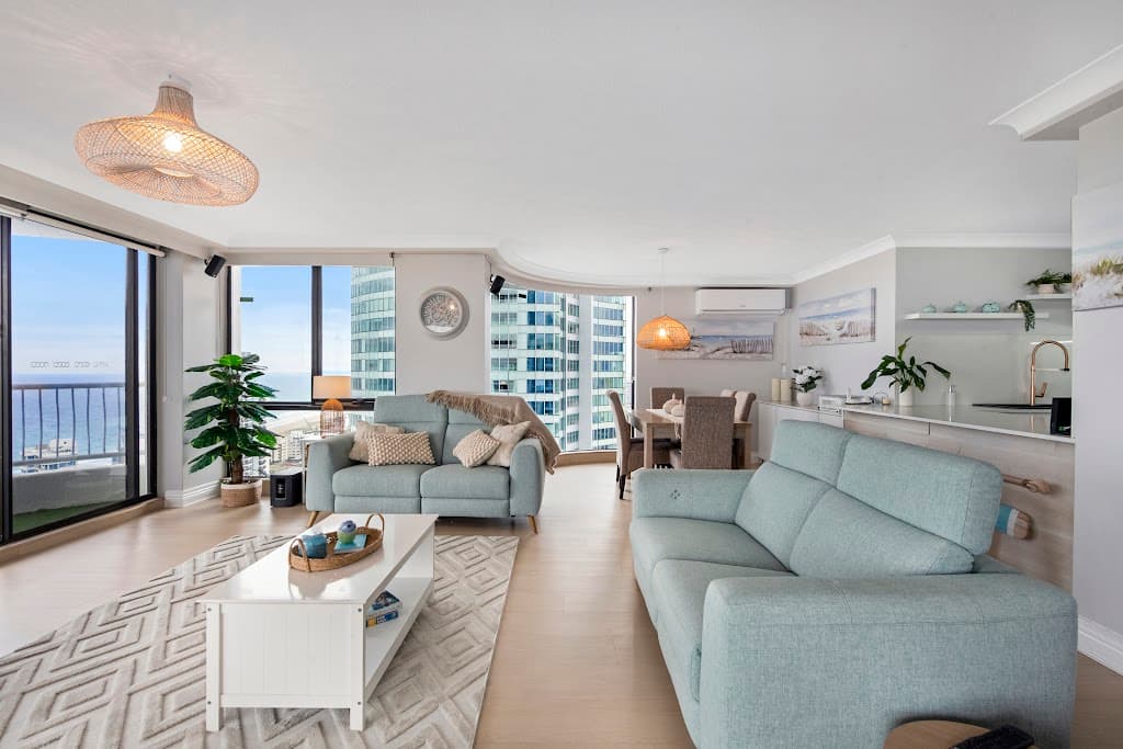 29 C/30 Laycock Street, Surfers Paradise, QLD, 4217, Surfers Paradise - Thumbnail 2