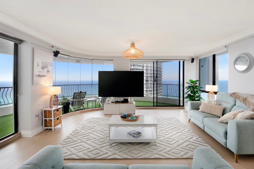 29 C/30 Laycock Street, Surfers Paradise, QLD, 4217, Surfers Paradise - Thumbnail 3