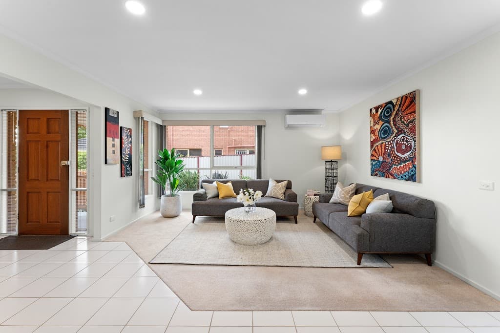 27 Lakewood Drive, Knoxfield, VIC, 3180, Knoxfield - Thumbnail 2