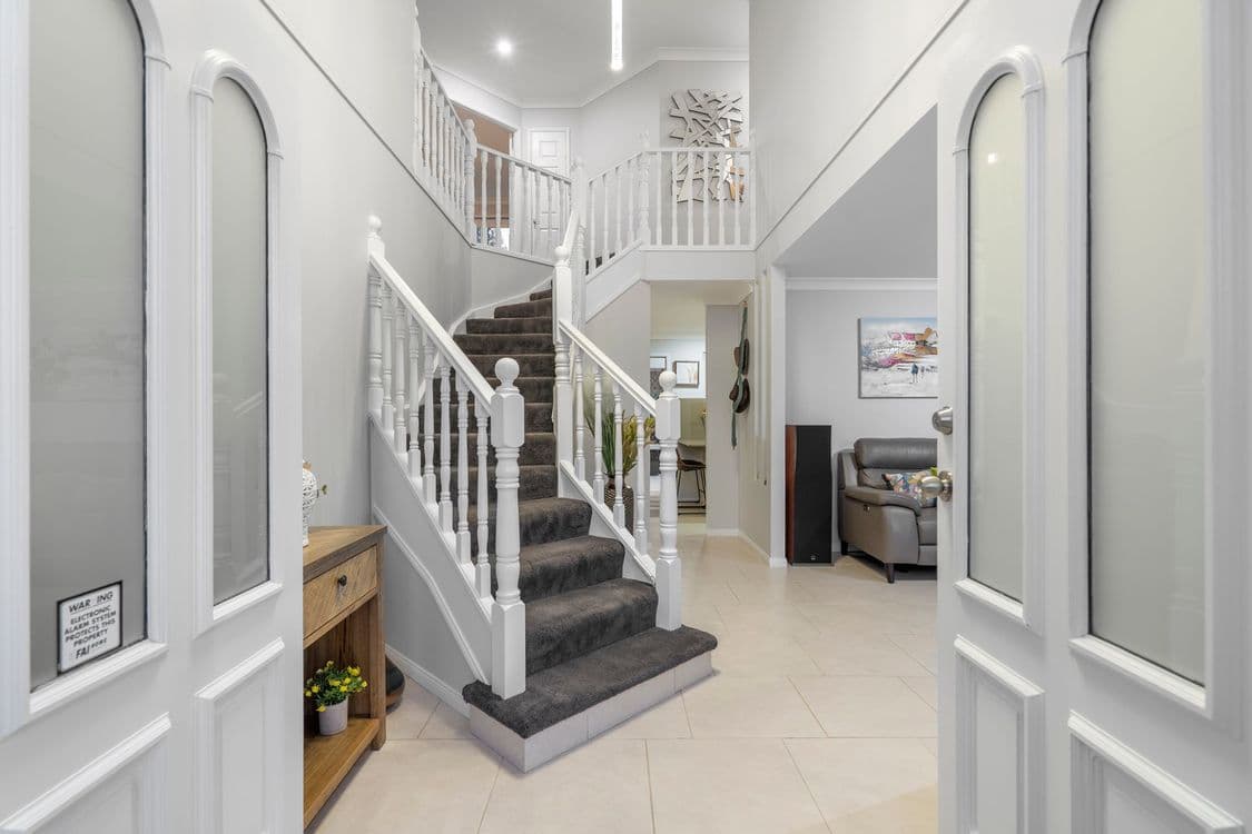 15 Ballarat Court, TALLAI, QLD 4213, Tallai - Thumbnail 3