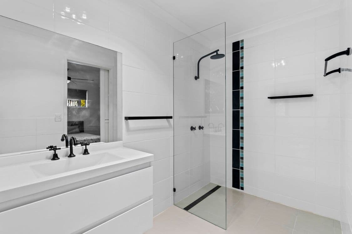 43 Balfour Crescent, HIGHLAND PARK, QLD 4211, Highland Park - Thumbnail 8