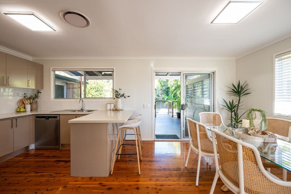 17 Elvendon Street, The Gap, QLD 4061, The Gap - Thumbnail 2