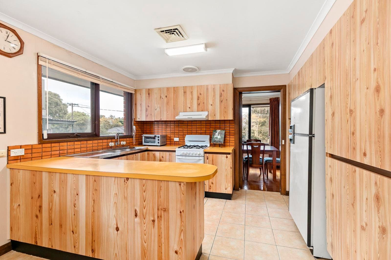 22 Eamon Drive, Viewbank VIC 3084, Viewbank - Thumbnail 5