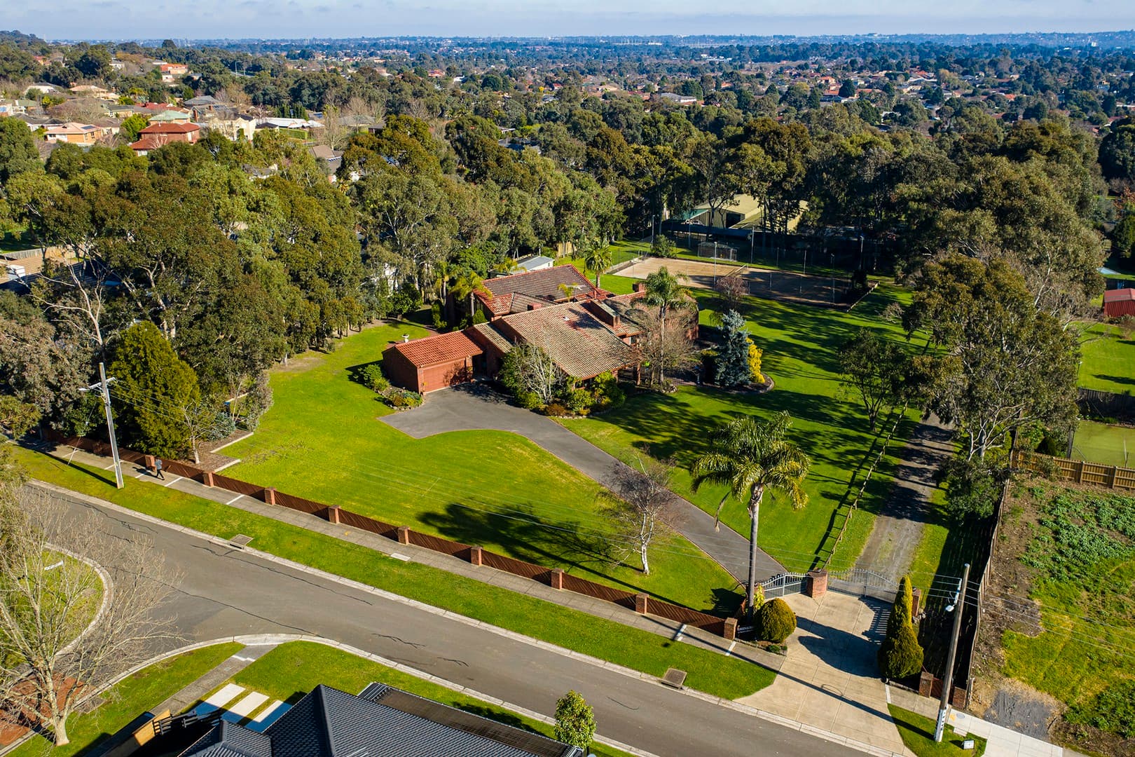 32 Major CrescentLysterfield, VIC 3156, Lysterfield - Thumbnail 5