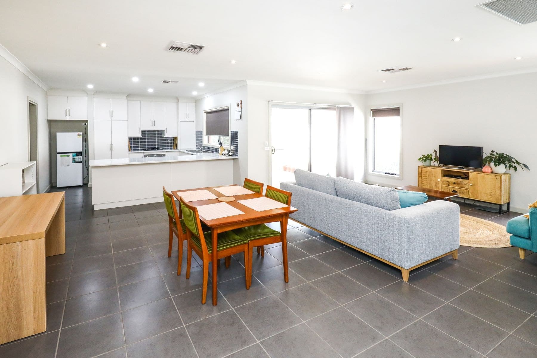 2/8 John Monash Boulevard, Mildura - Thumbnail 7