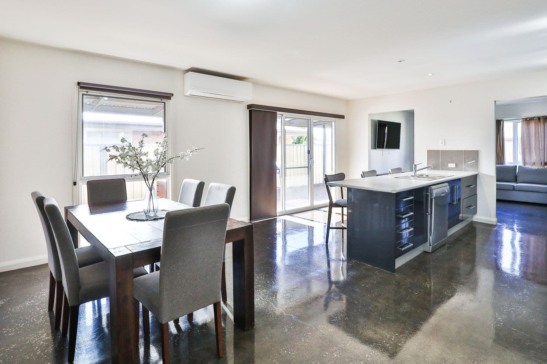 2B Dawn Avenue, Gol Gol - Image 1