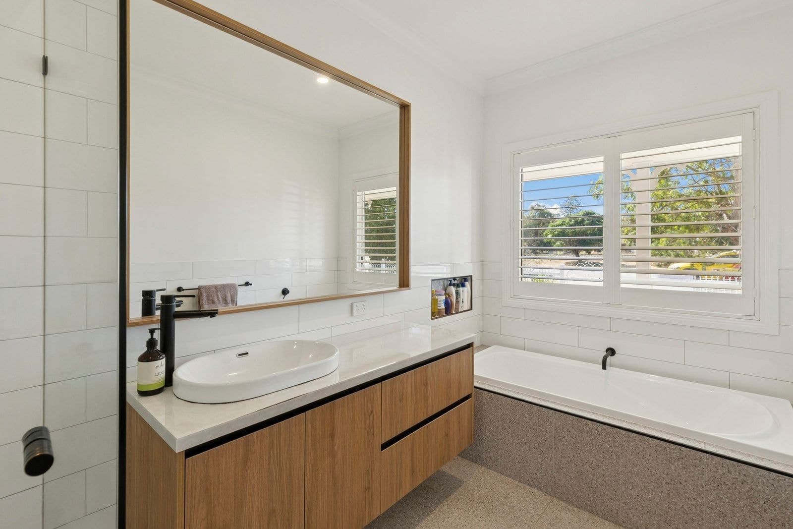 1A Murchison Road, Avenel VIC 3664, Avenel - Thumbnail 7