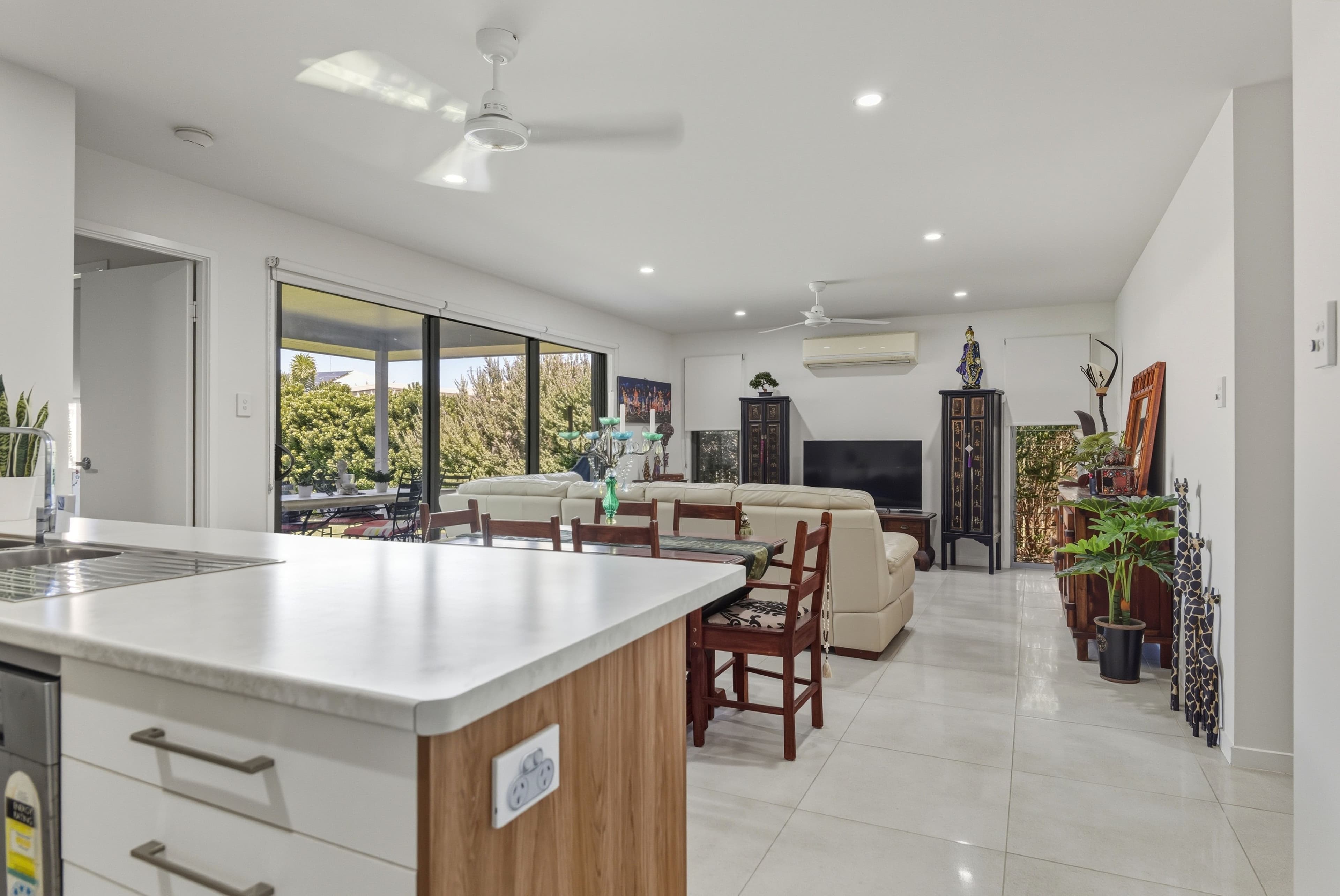 2/70 Davidson Street, Bargara QLD 4670, Mount Austin - Thumbnail 4