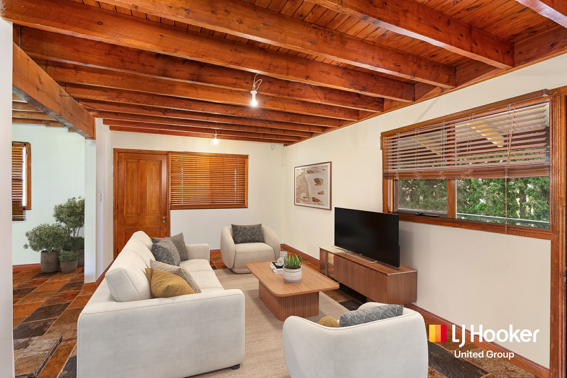 1370 Menangle Road, Maldon, Razorback - Thumbnail 4