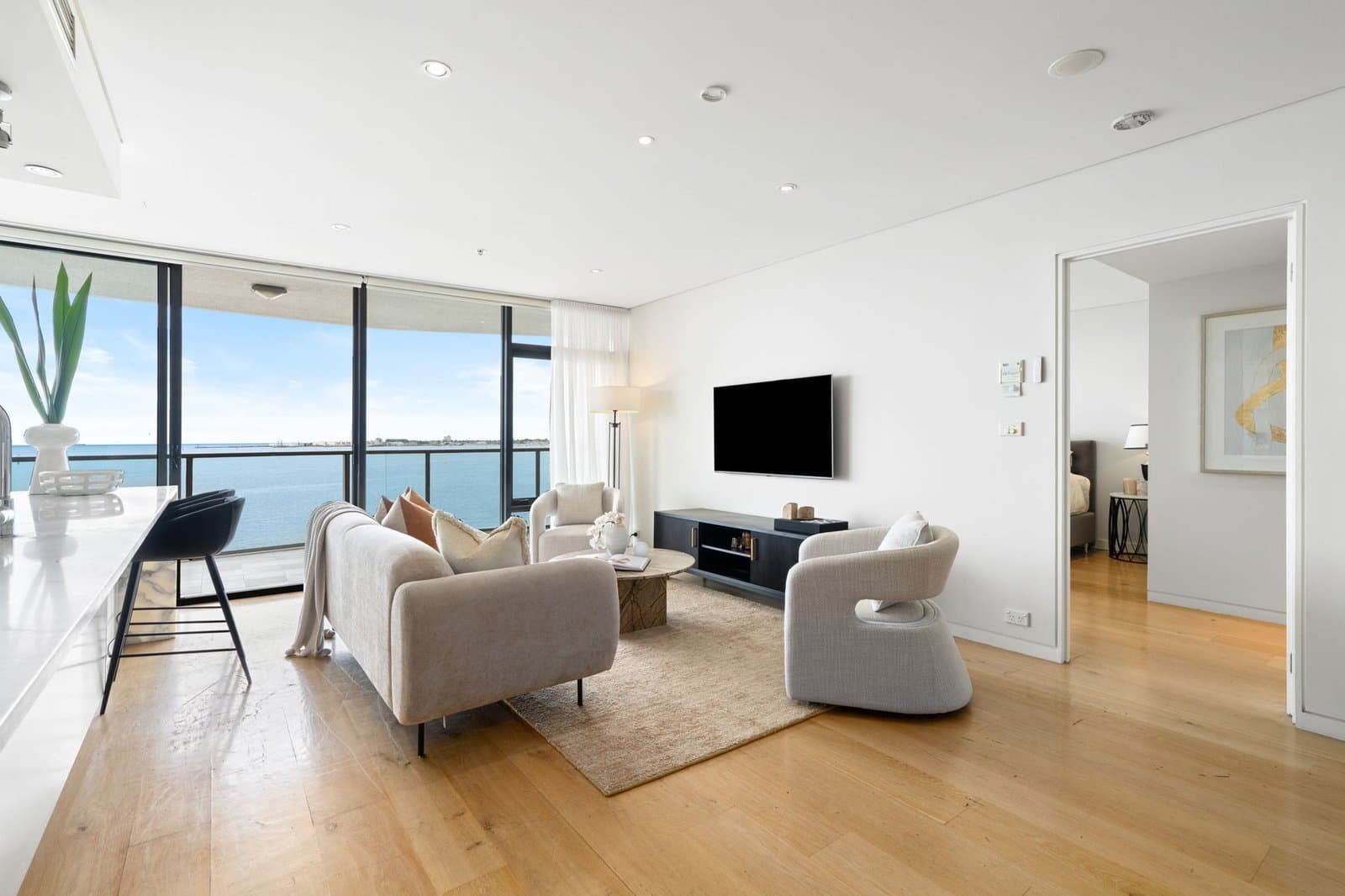 602/155 Beach Street, Port Melbourne, Port Melbourne - Thumbnail 3