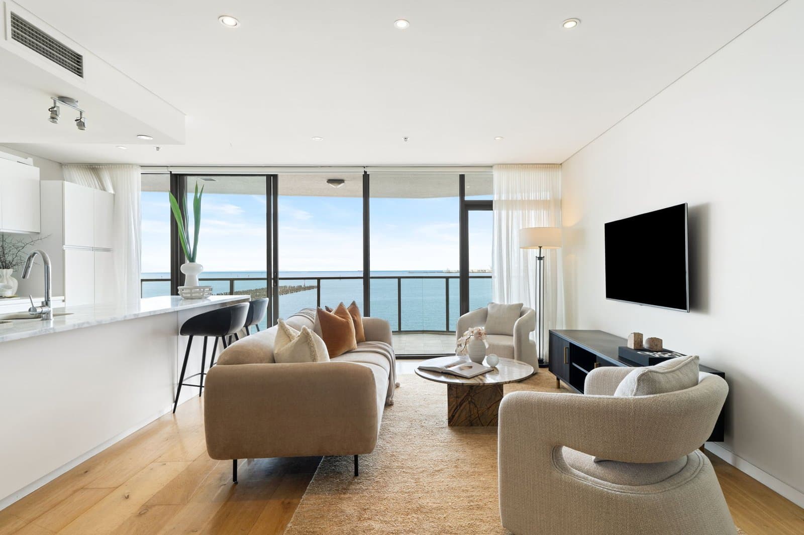 602/155 Beach Street, Port Melbourne, Port Melbourne - Thumbnail 5
