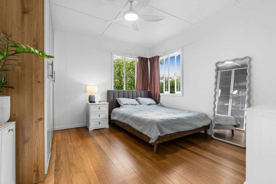 19 Nurstead Street, CAMP HILL, QLD 4152, Camp Hill - Thumbnail 8