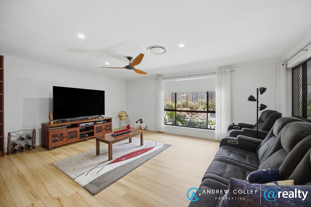 7 Greensborough Crescent, Parkwood, QLD, 4214, Parkwood - Thumbnail 6