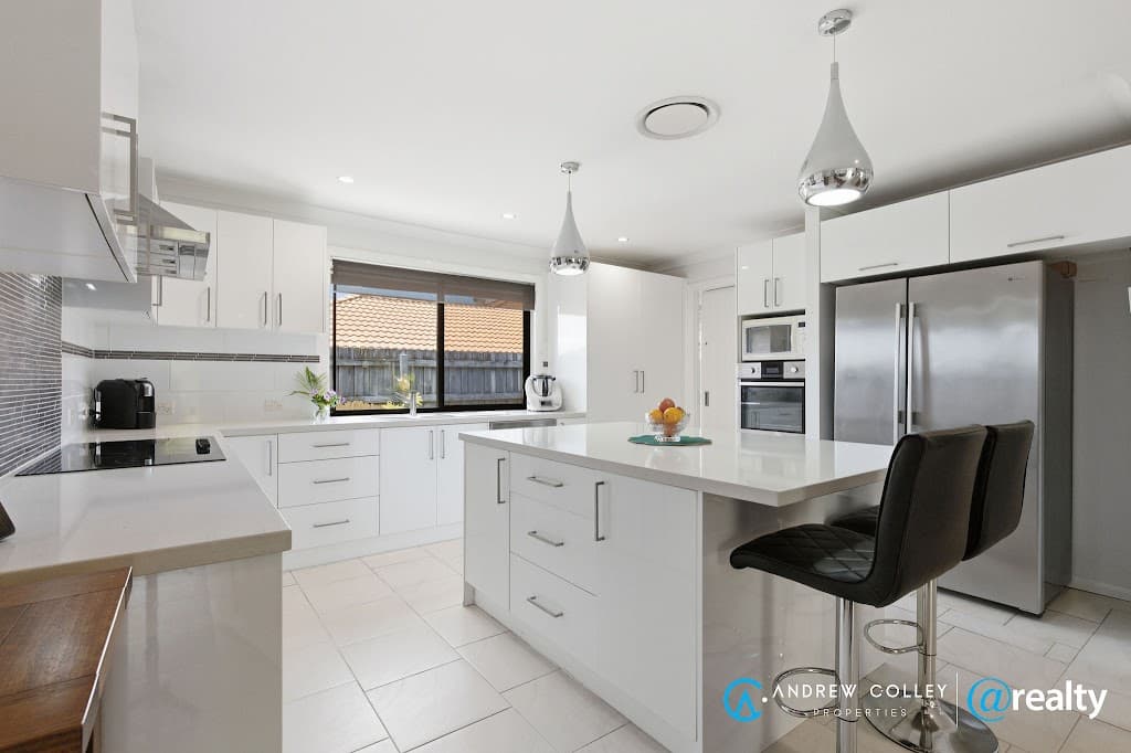 7 Greensborough Crescent, Parkwood, QLD, 4214, Parkwood - Thumbnail 7