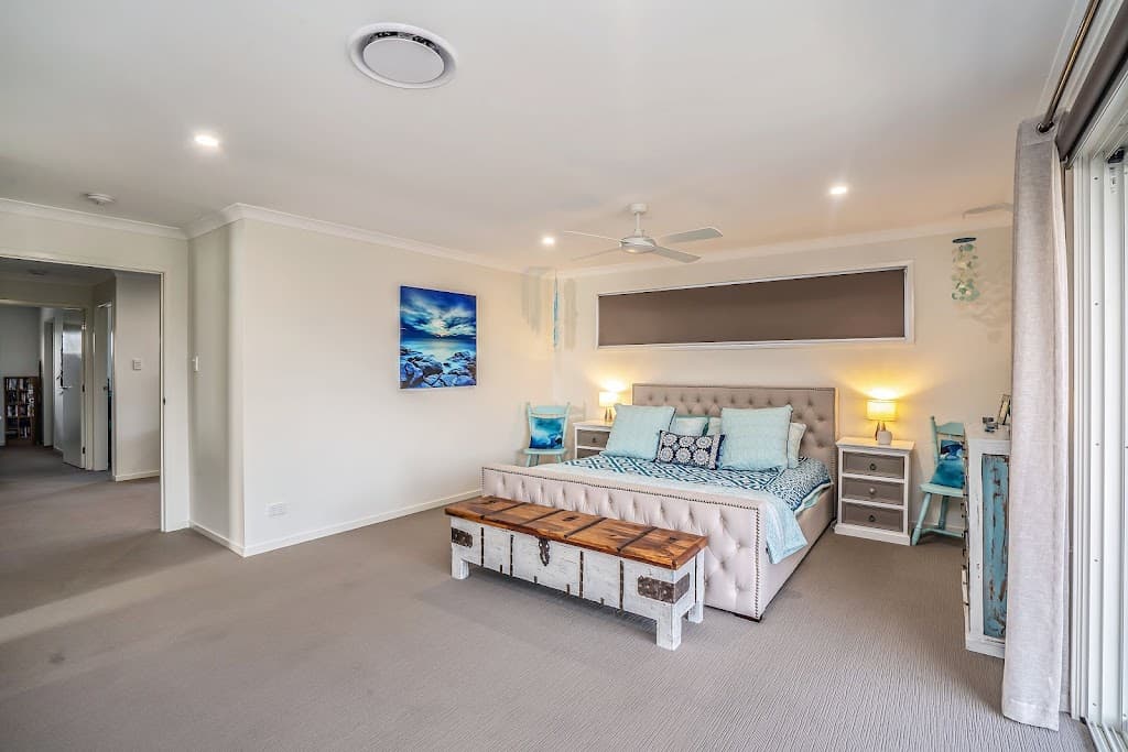11 Bellbird Avenue, Burleigh Waters, QLD, 4220, Burleigh Waters - Thumbnail 4