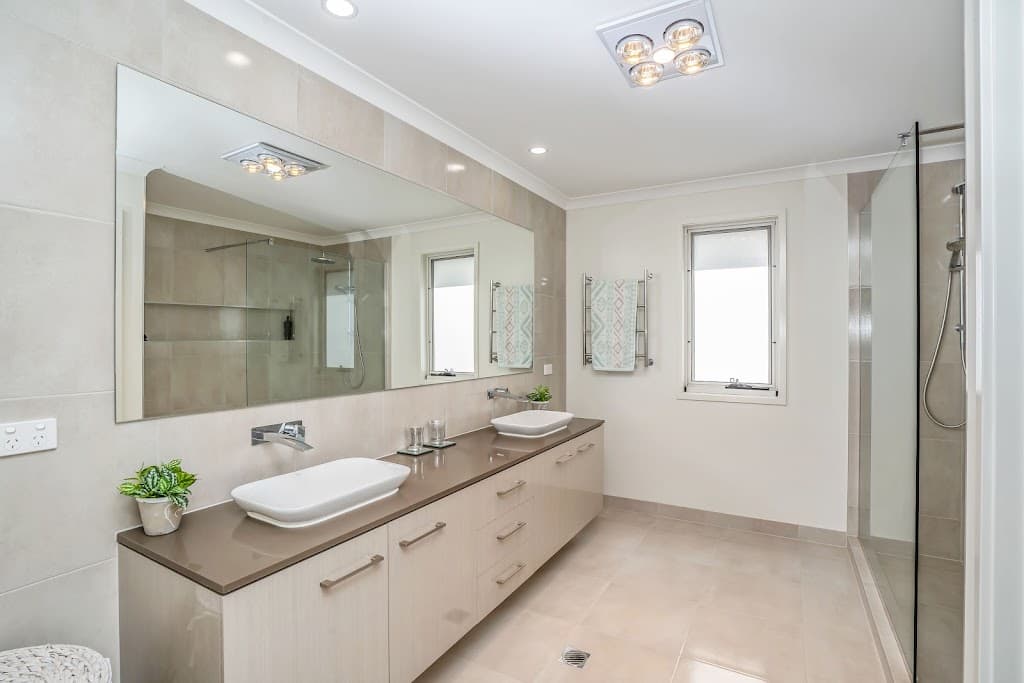 11 Bellbird Avenue, Burleigh Waters, QLD, 4220, Burleigh Waters - Thumbnail 5