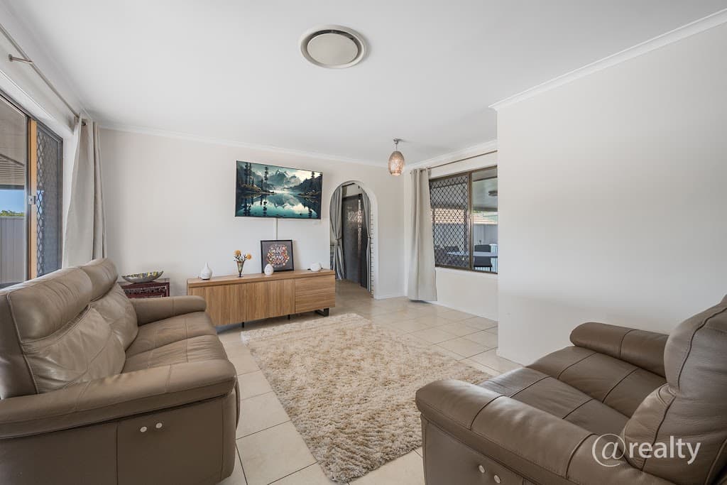 19 Ustinov Crescent, McDowall, QLD, 4053, McDowall - Thumbnail 2