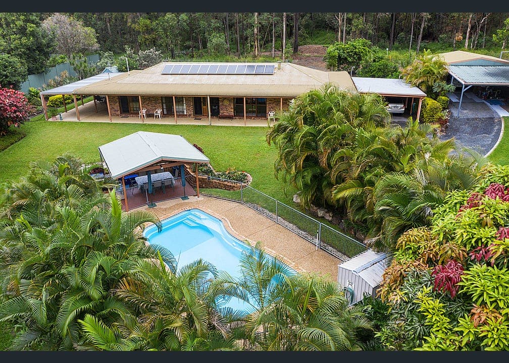 8 Kingsway Drive, Molendinar, QLD, 4214, Molendinar - Thumbnail 4