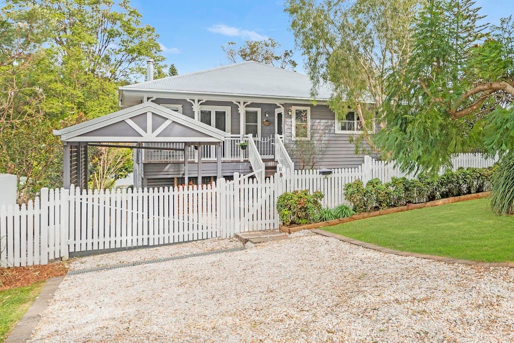 11 Beechmont Avenue, Tamborine Mountain, QLD, 4272, Tamborine Mountain - Image 1