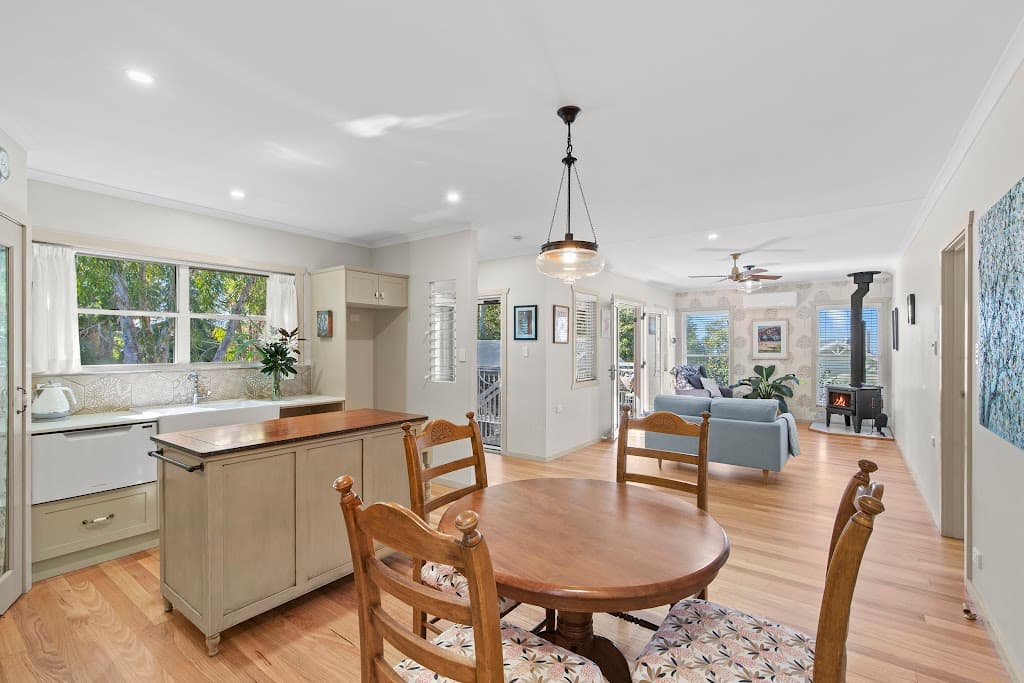 11 Beechmont Avenue, Tamborine Mountain, QLD, 4272, Tamborine Mountain - Thumbnail 7