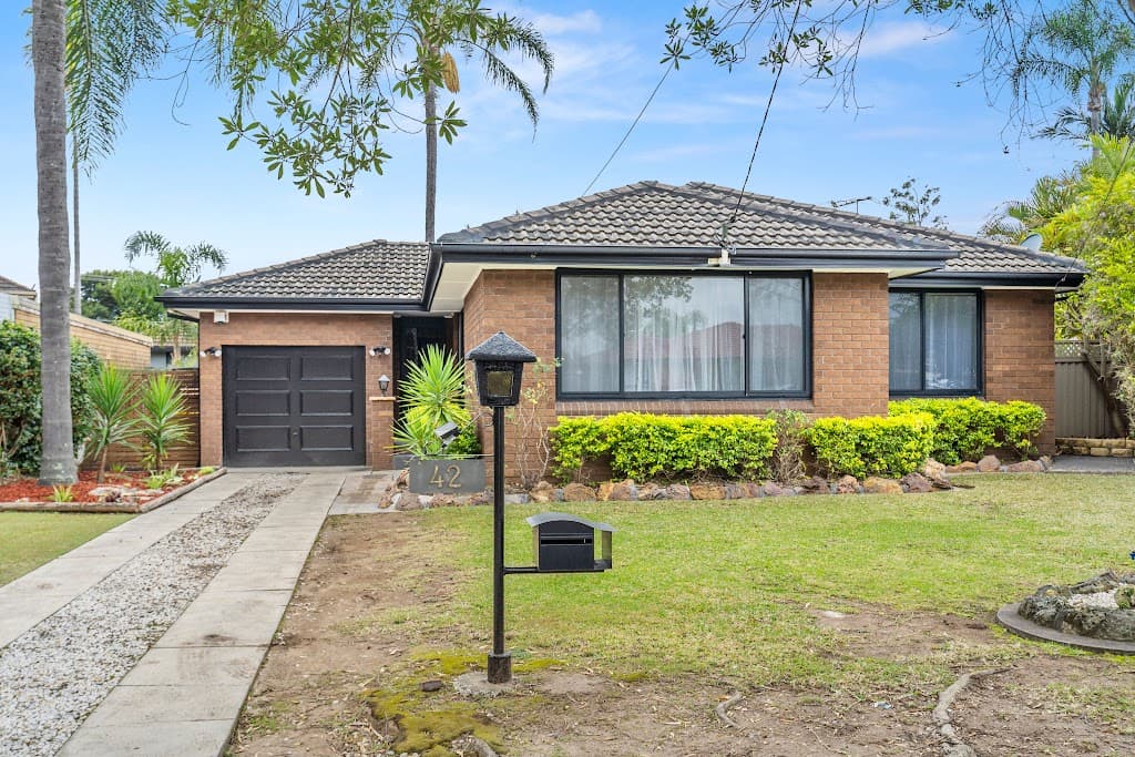 42 Ruthven Avenue, Milperra, NSW, 2214, Milperra - Thumbnail 2