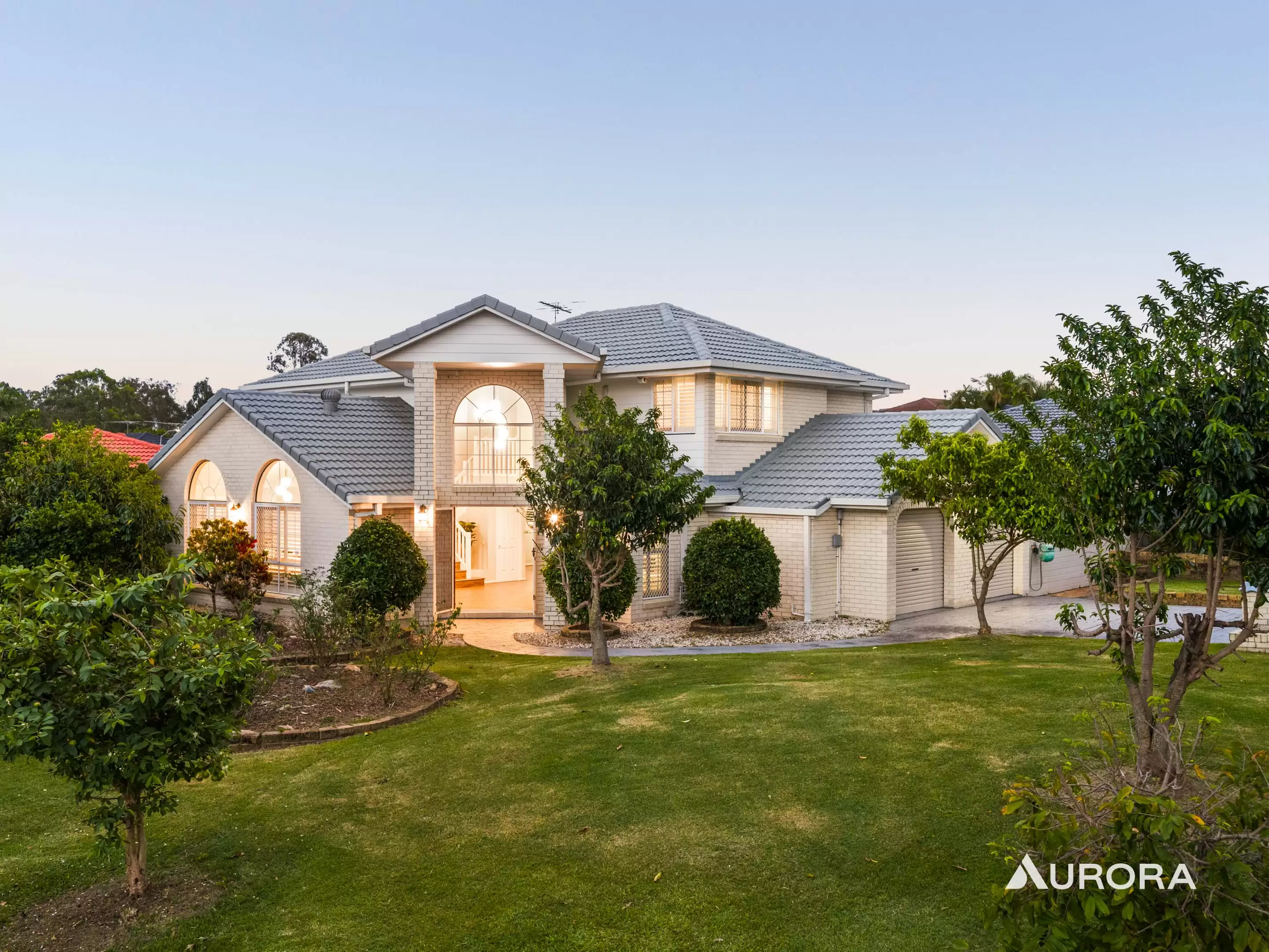 10 Gulubia Place, Calamvale, Calamvale - Image 1