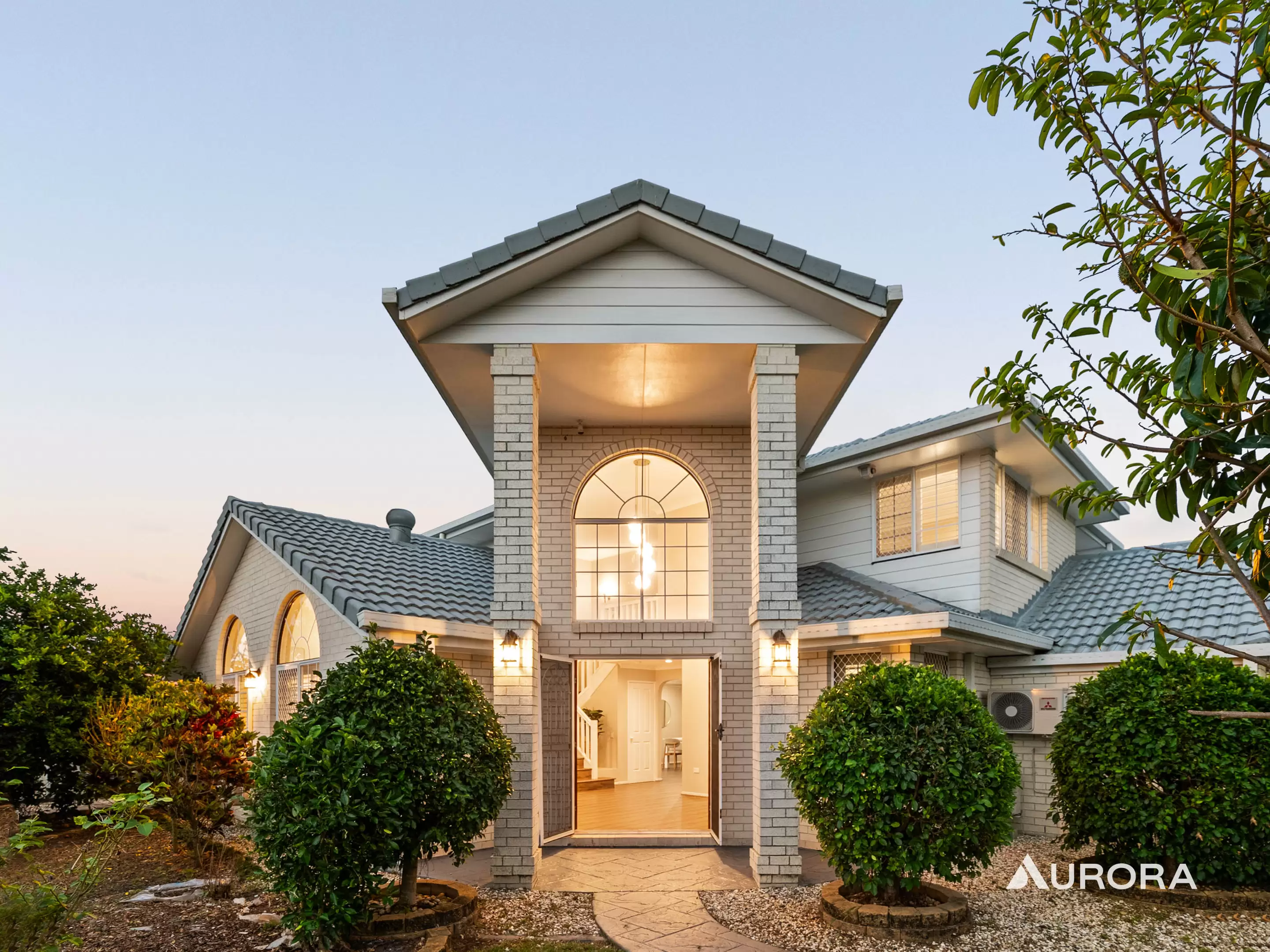 10 Gulubia Place, Calamvale, Calamvale - Thumbnail 2