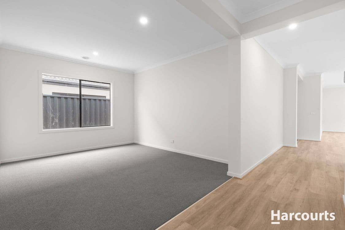 502 Heather Grove, CLYDE NORTH, VIC 3978, Clyde North - Thumbnail 2