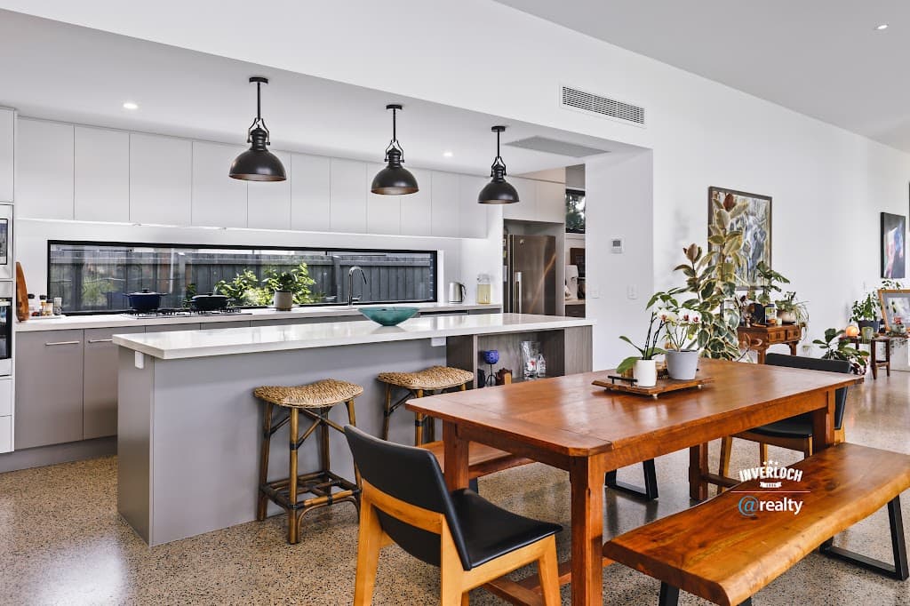 18 Butcher Place, Inverloch, VIC, 3996, Inverloch - Thumbnail 2