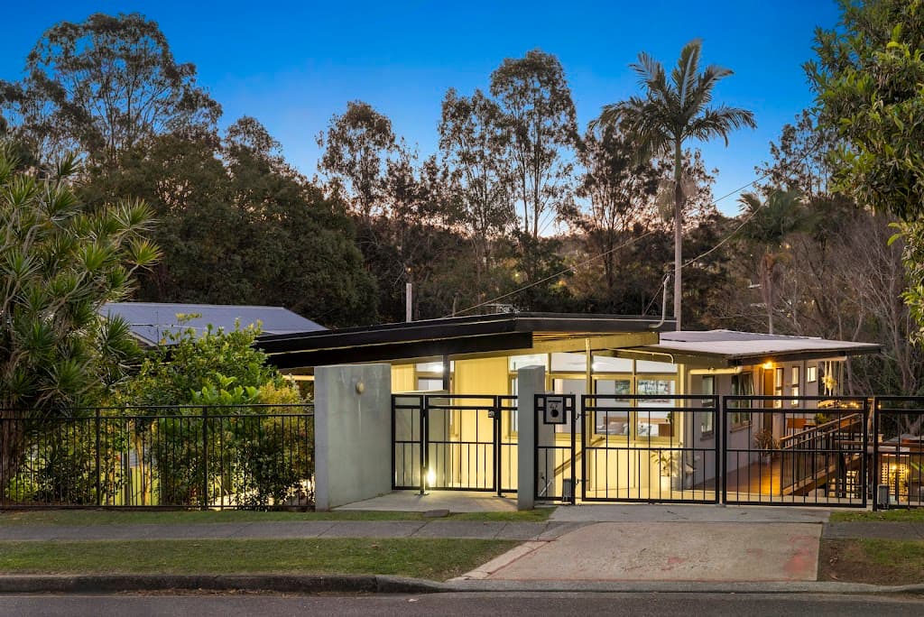 47 Bromwich Street, The Gap, QLD, 4061, The Gap - Thumbnail 2