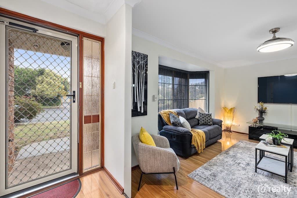 7 Bovell Gardens, Leeming, WA, 6149, Leeming - Thumbnail 3