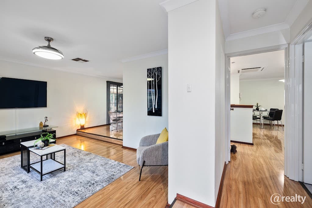 7 Bovell Gardens, Leeming, WA, 6149, Leeming - Thumbnail 4