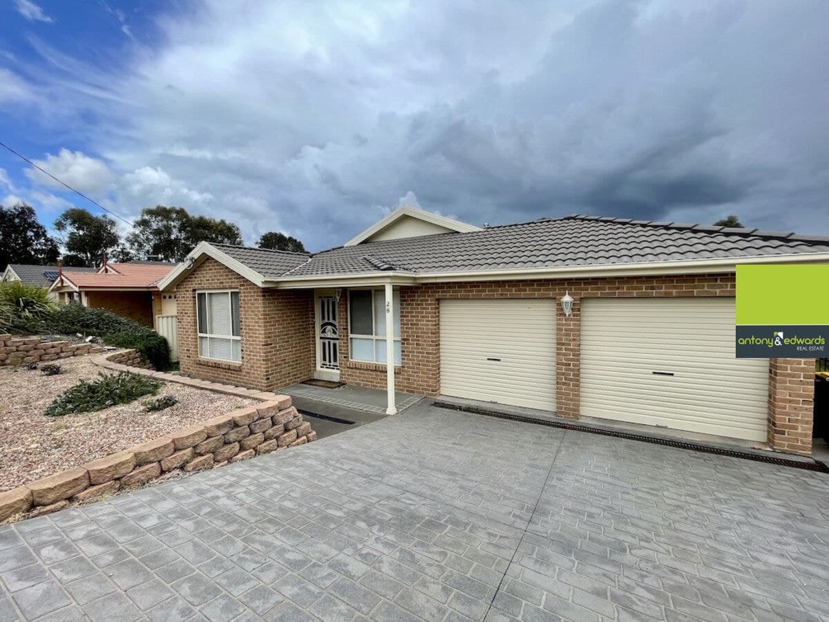 28 Banksia Way, GOULBURN NSW 2580, Goulburn - Image 1