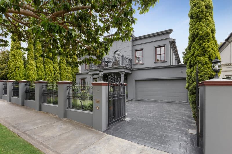 15 Thomas Street, Kew - Image 1