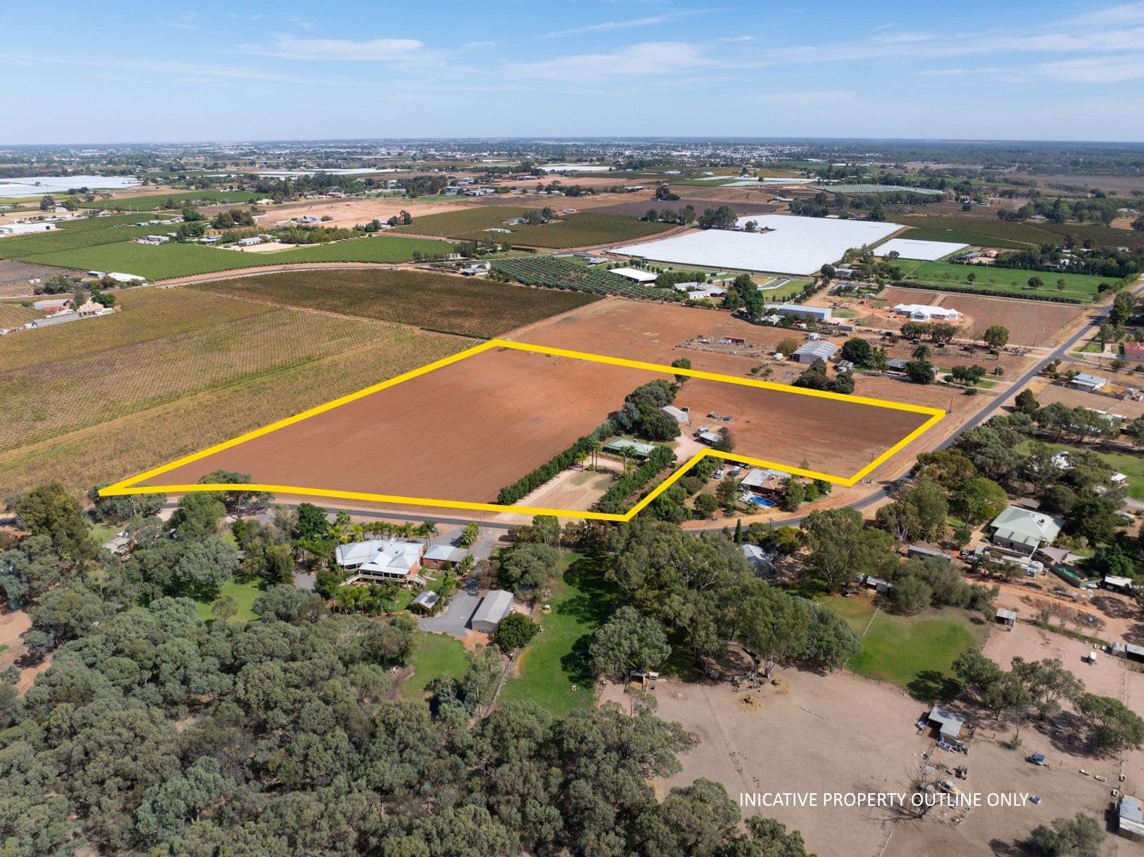 152 First Street, Nichols Point - Image 1
