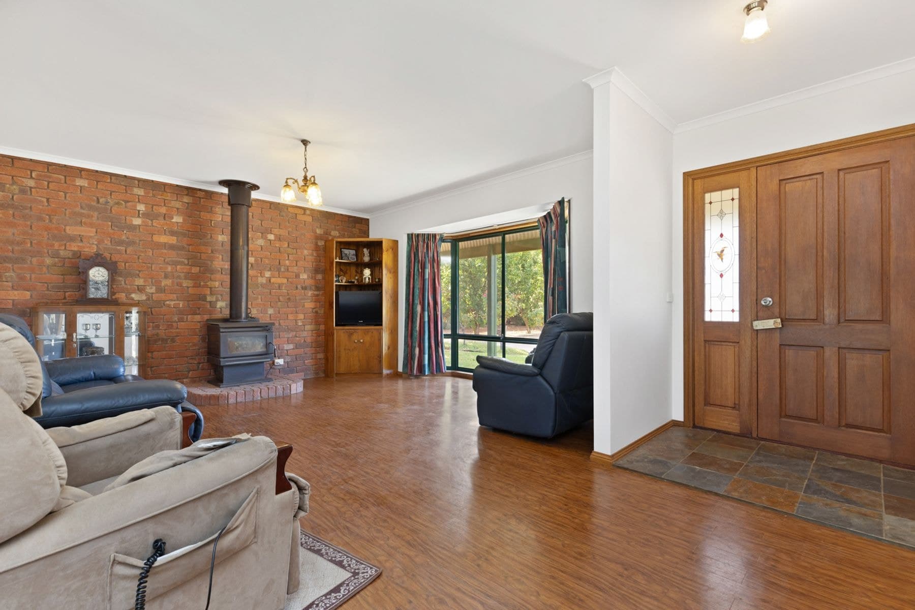 152 First Street, Nichols Point - Thumbnail 2