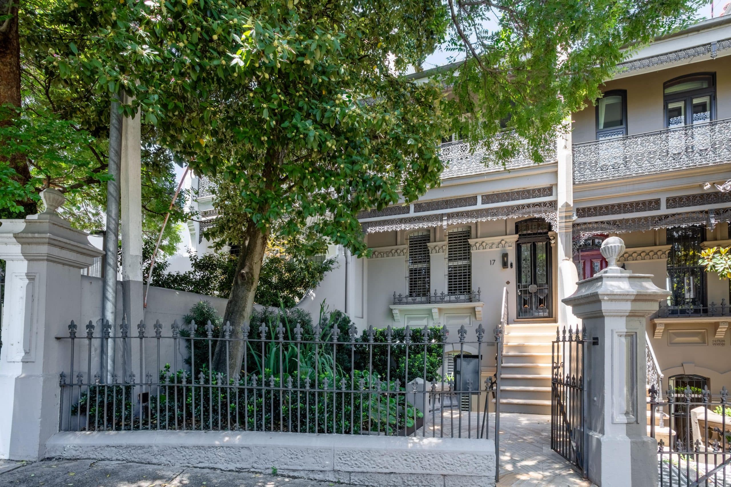 17 Oatley Road, Paddington - Image 1
