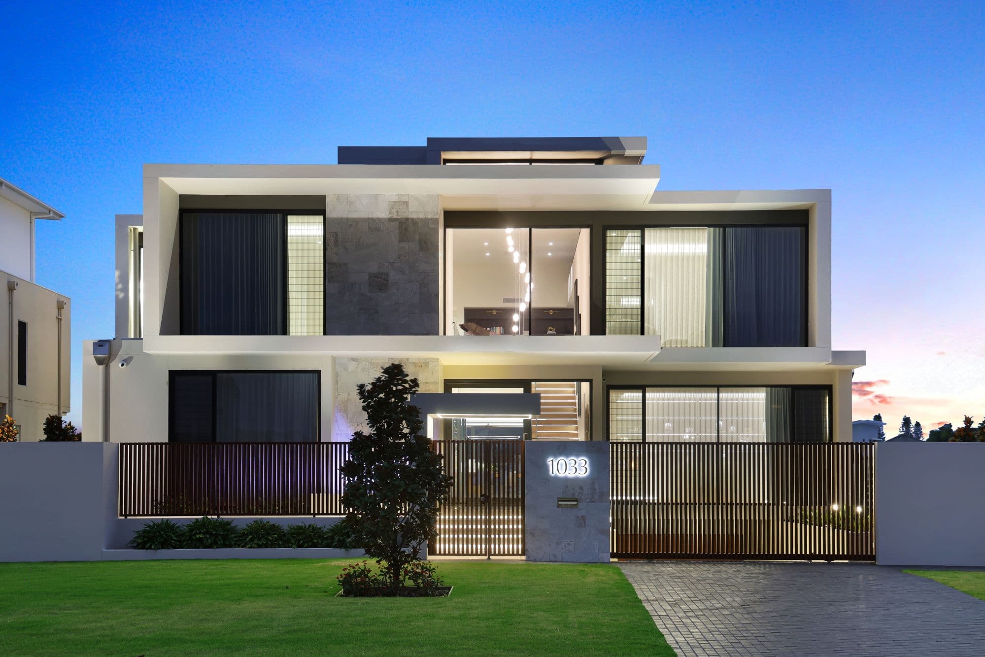 1033 Edgecliff Place, Sanctuary Cove QLD 4212, Hope Island - Image 1