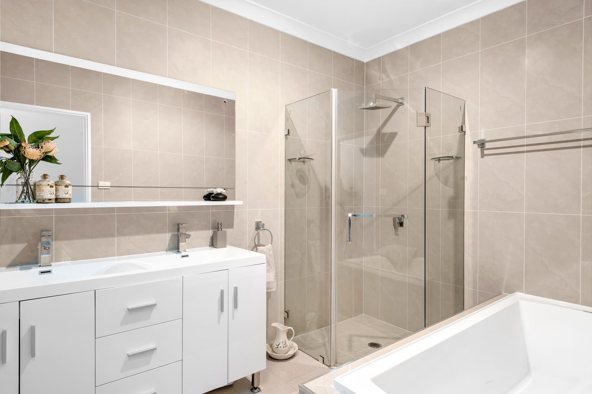 18B Murrogun Crescent, Farmborough Heights - Thumbnail 3