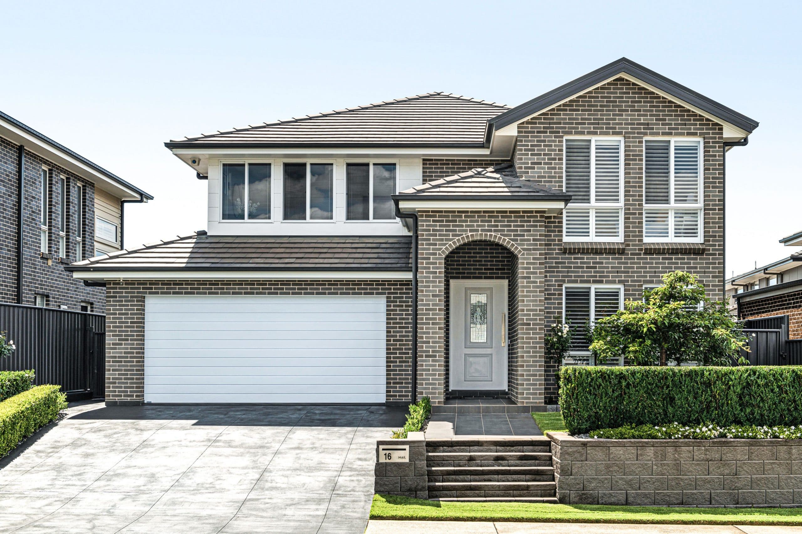 16 William Davies Drive, Figtree - Image 1