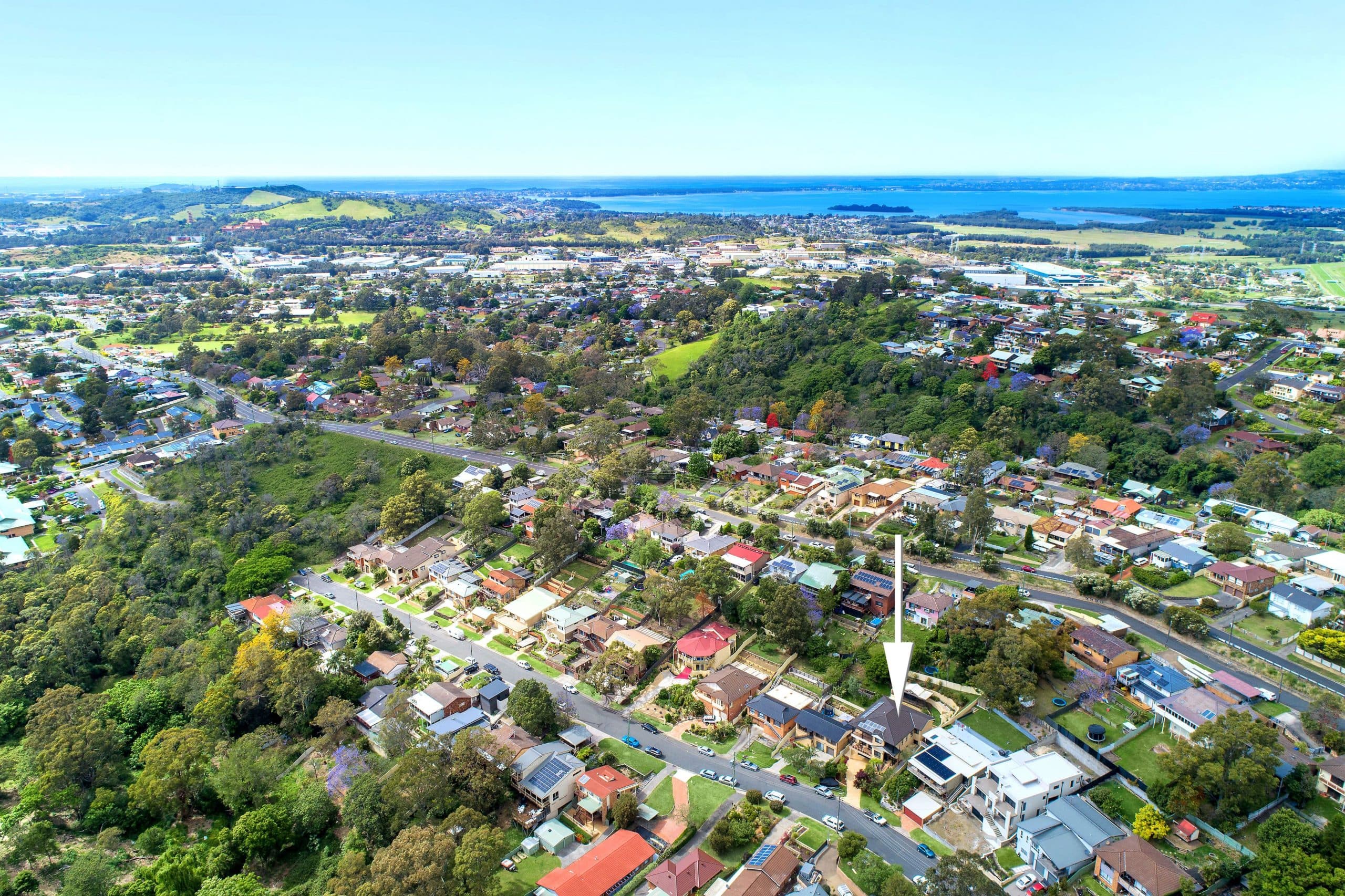 32 Ashley Avenue, Farmborough Heights - Image 1