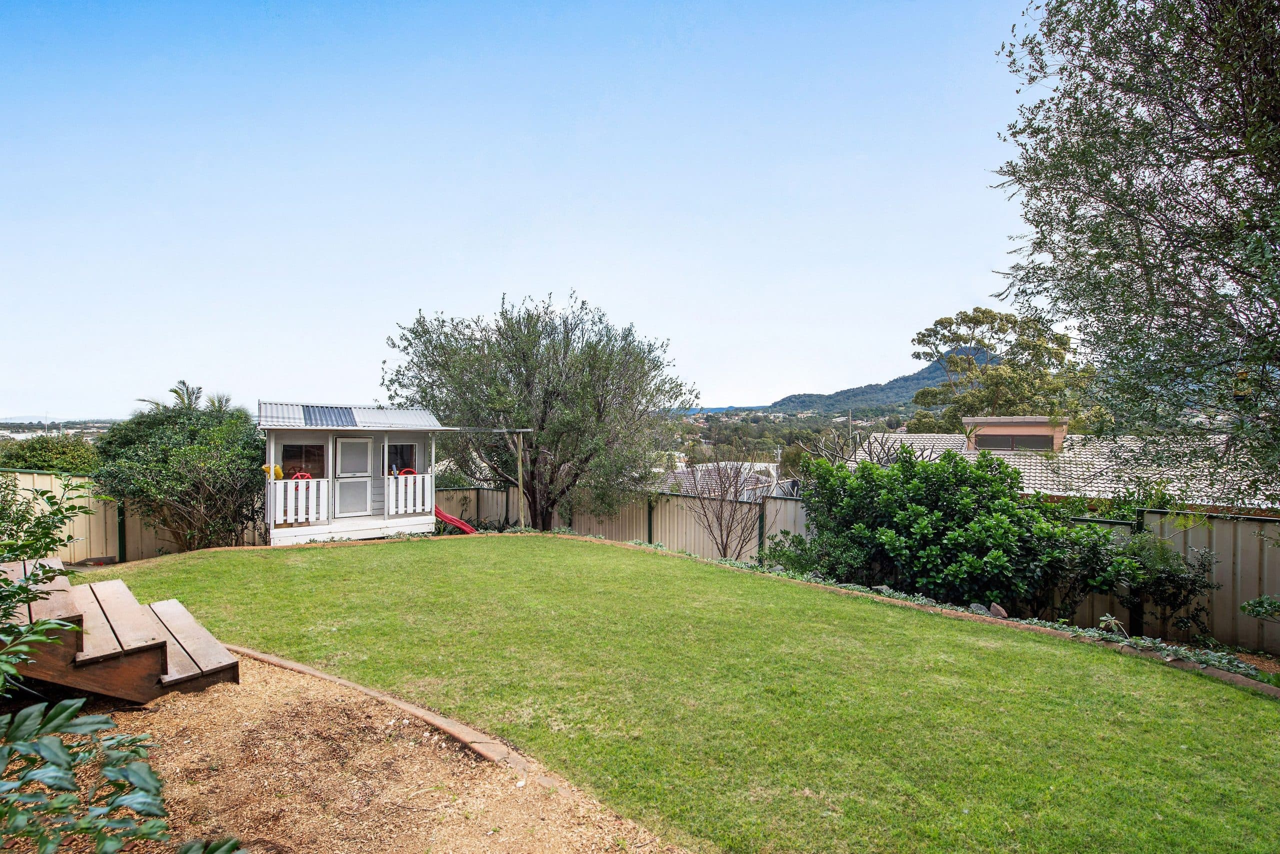 18 Evelyn Avenue, Figtree - Thumbnail 2