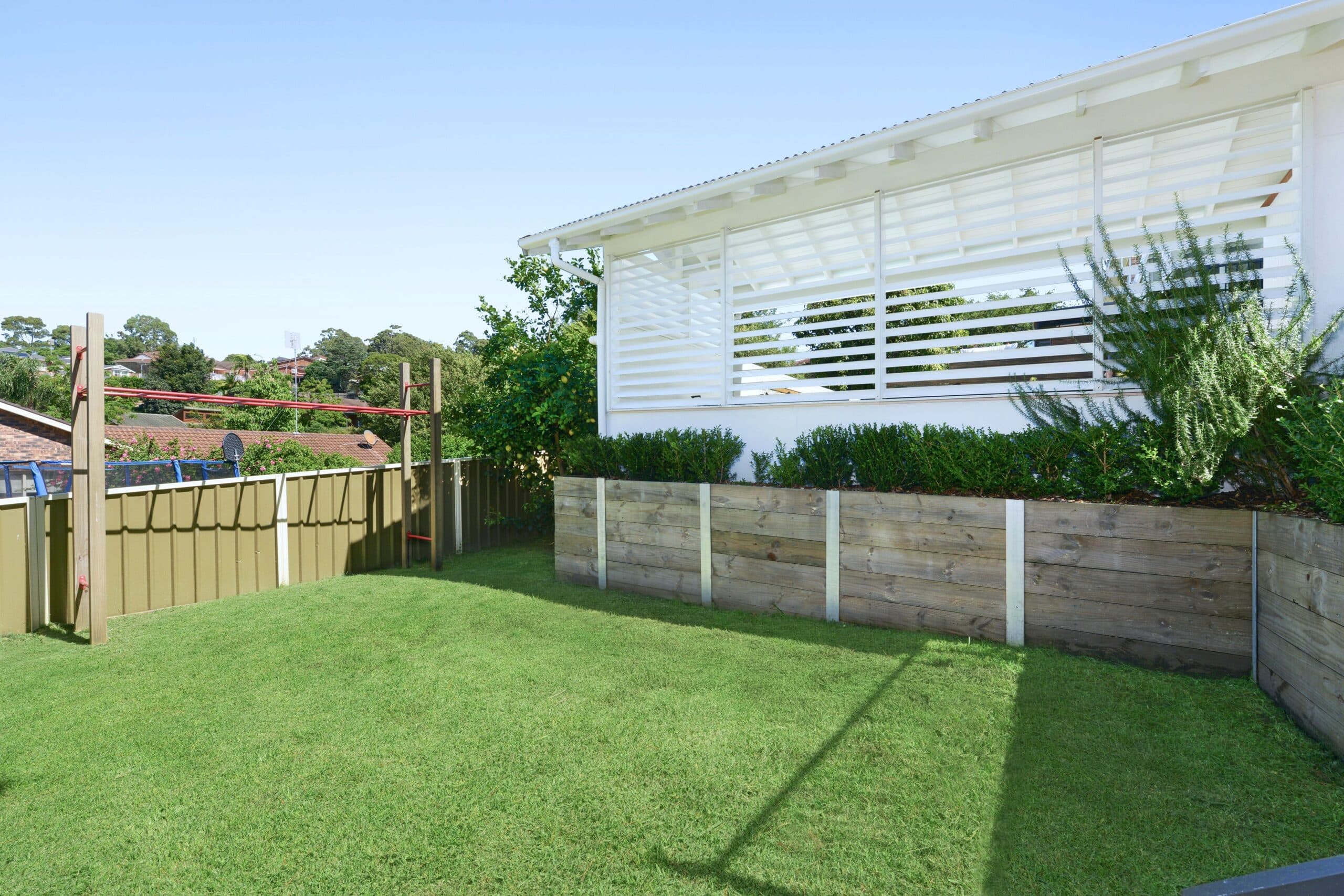 25 Booreea Boulevard, Cordeaux Heights - Thumbnail 2