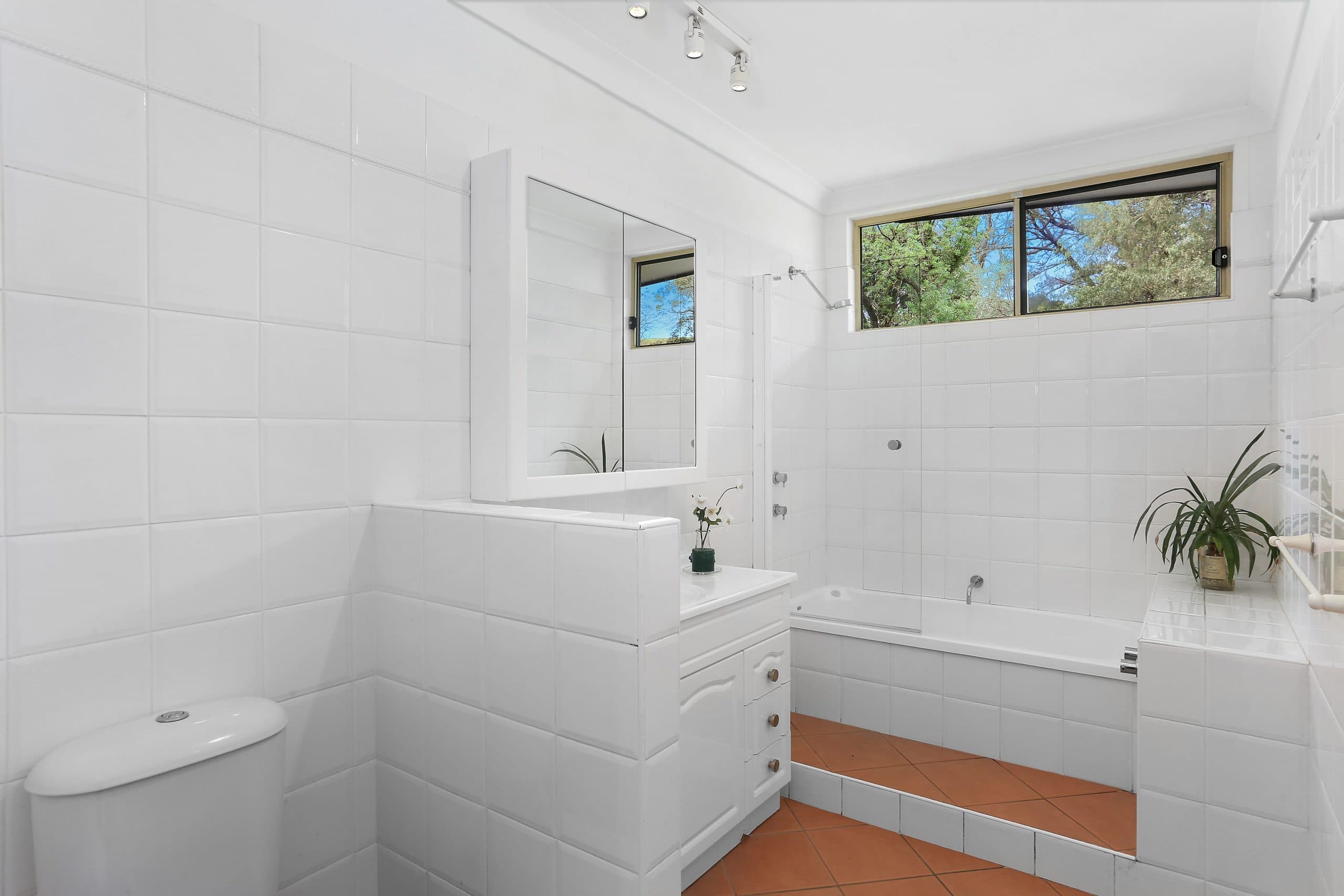 269 Cordeaux Rd, Mount Kembla - Thumbnail 3