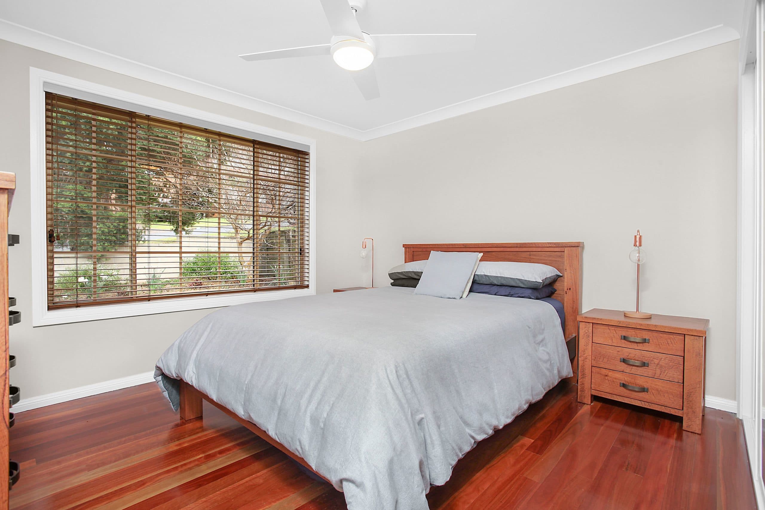 5 Murrogun Crescent, Cordeaux Heights - Thumbnail 4