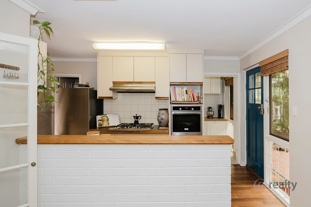 7 Flinders Crescent, Bull Creek, WA, 6149, Bull Creek - Thumbnail 3
