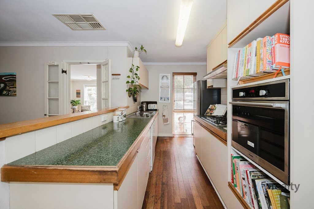 7 Flinders Crescent, Bull Creek, WA, 6149, Bull Creek - Thumbnail 6