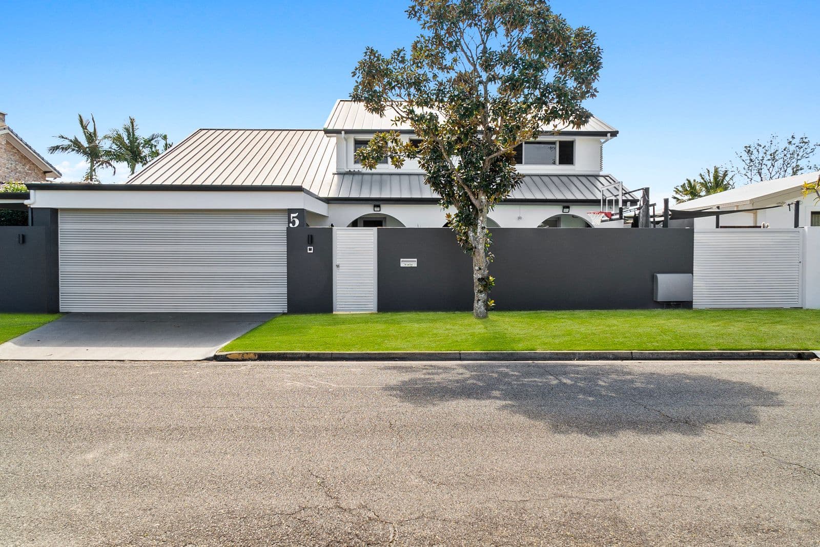 5 Kingfish Court, Palm Beach QLD 4221, Palm Beach - Thumbnail 4