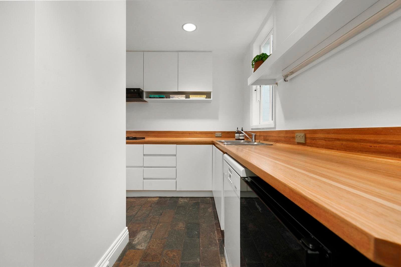 48 Ormond Street, Kensington VIC 3031, Kensington - Thumbnail 4