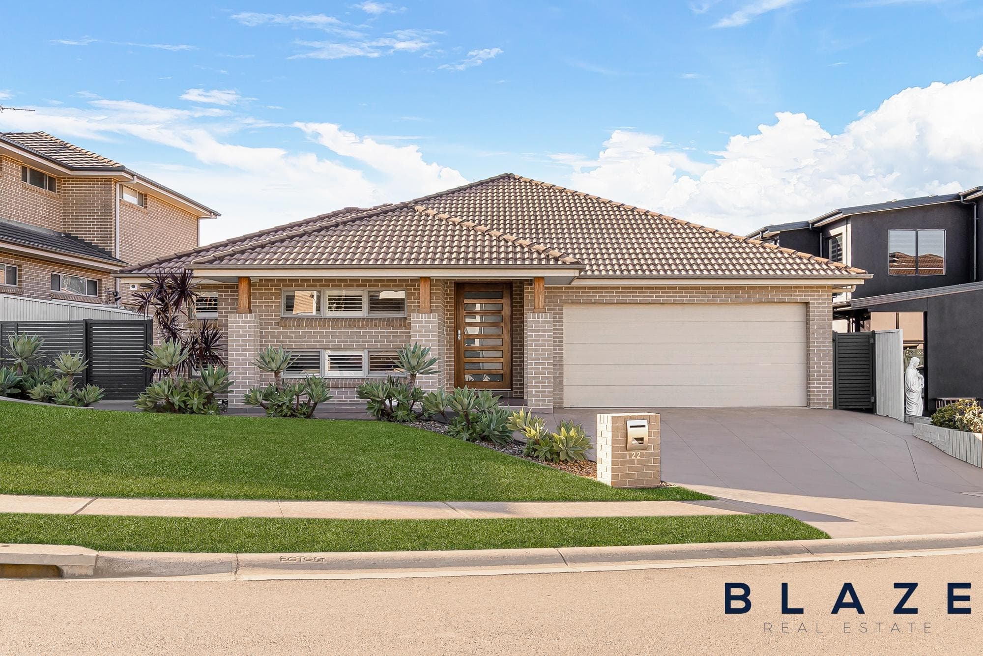 22 Maxwell Place, Abbotsbury - Thumbnail 2